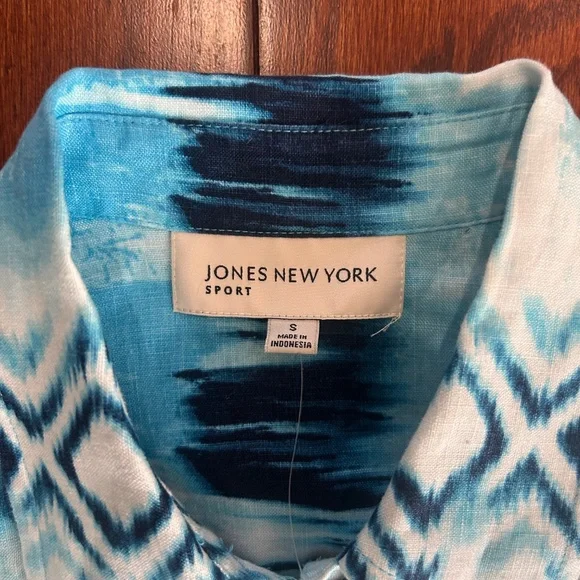 3 Shirts Tops Blouses 3/4 sleeve button up summer beach lightweight - Picture 13 of 15